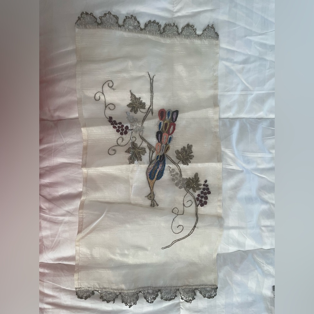 Exquisite hand embroidered table decor